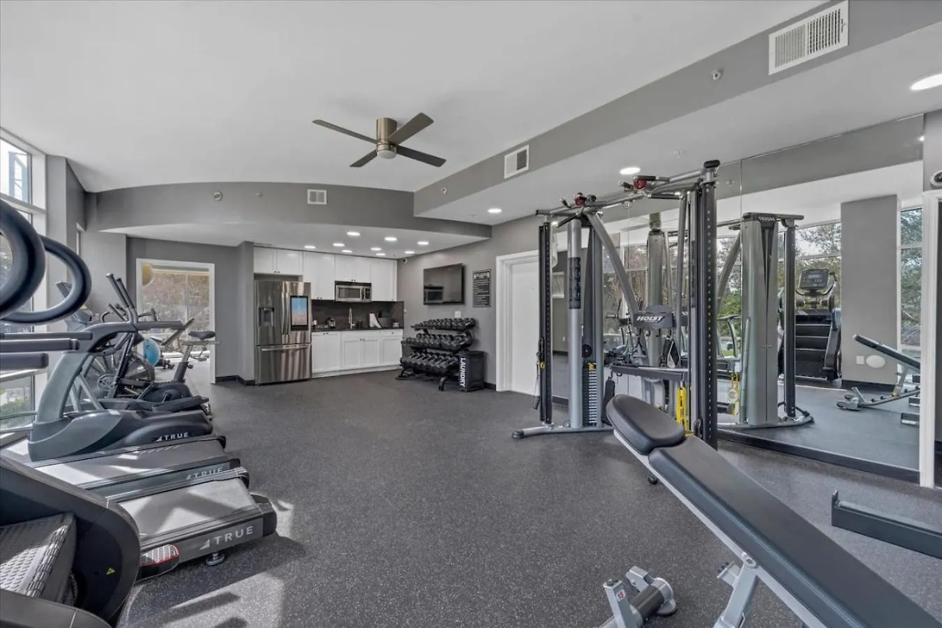 Modern 3 Bedroom Condo In Downtown W Free Parking Orlando Apartman