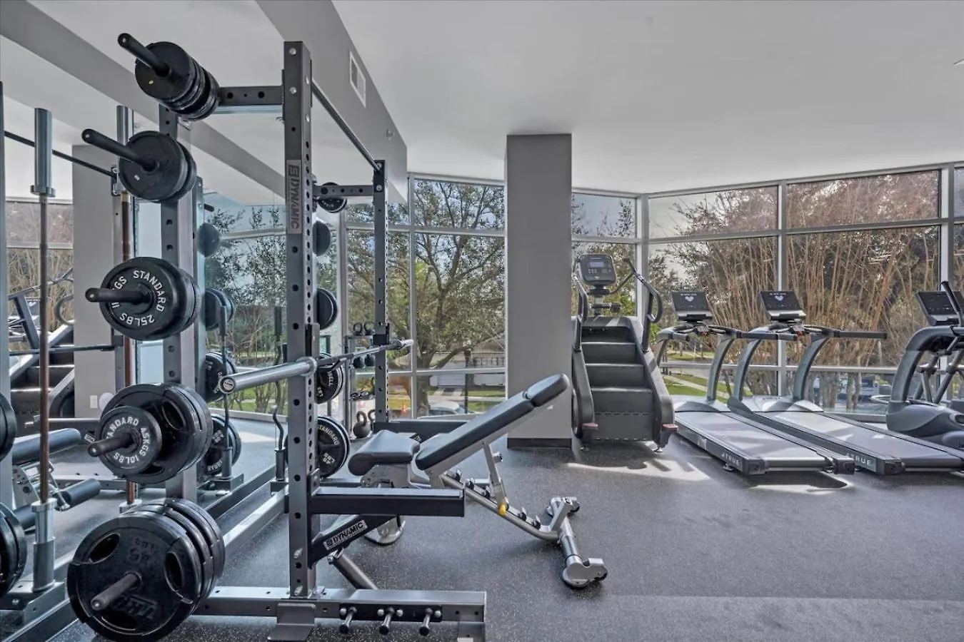 Apartment Modern 3 Bedroom Condo In Downtown W Free Parking Orlando