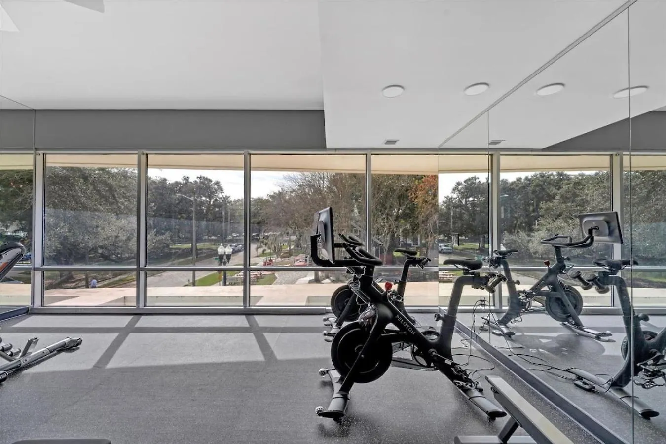 Apartment Modern 3 Bedroom Condo In Downtown W Free Parking Orlando