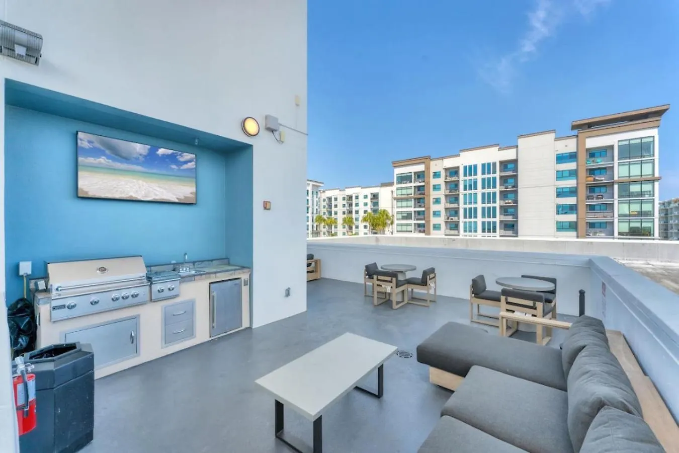 Modern 3 Bedroom Condo In Downtown W Free Parking Orlando 0*,